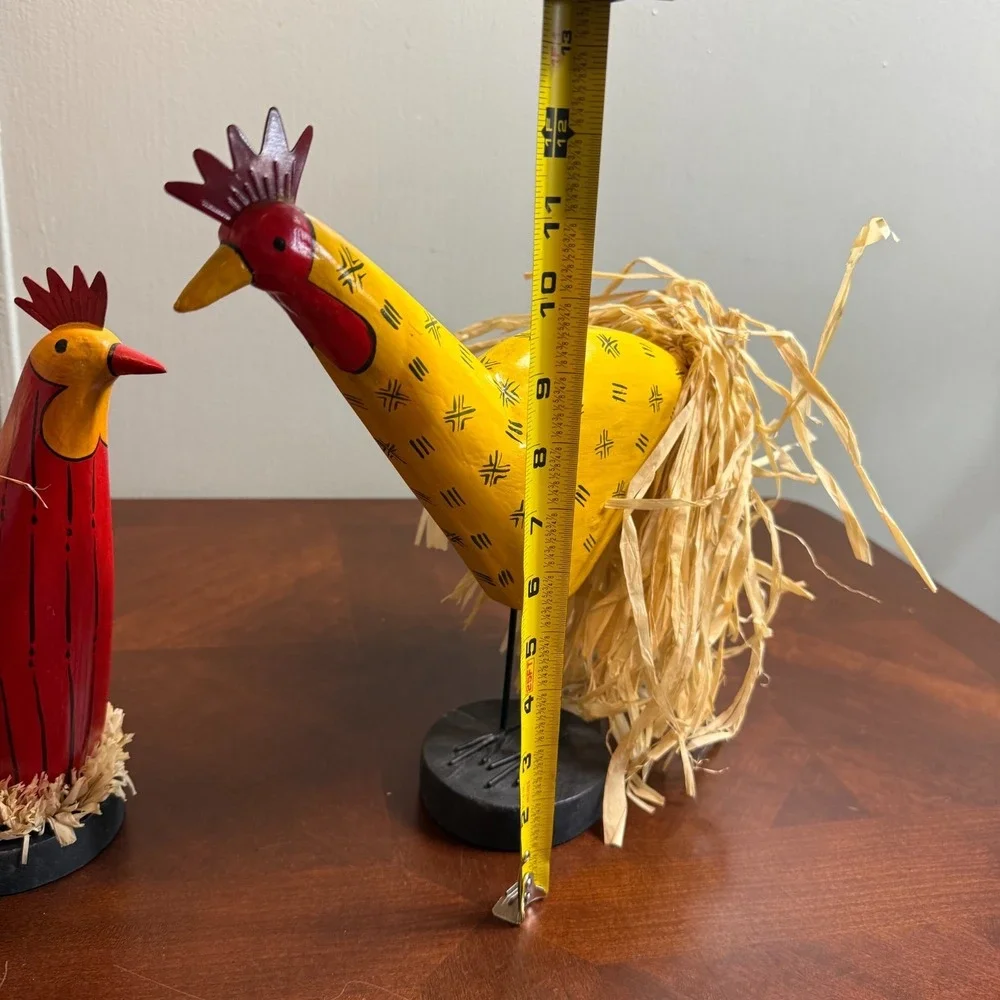 Farmhouse Rooster & Hen Wood Figurines Raffia Tail Rustic Kitchen‎ Decor